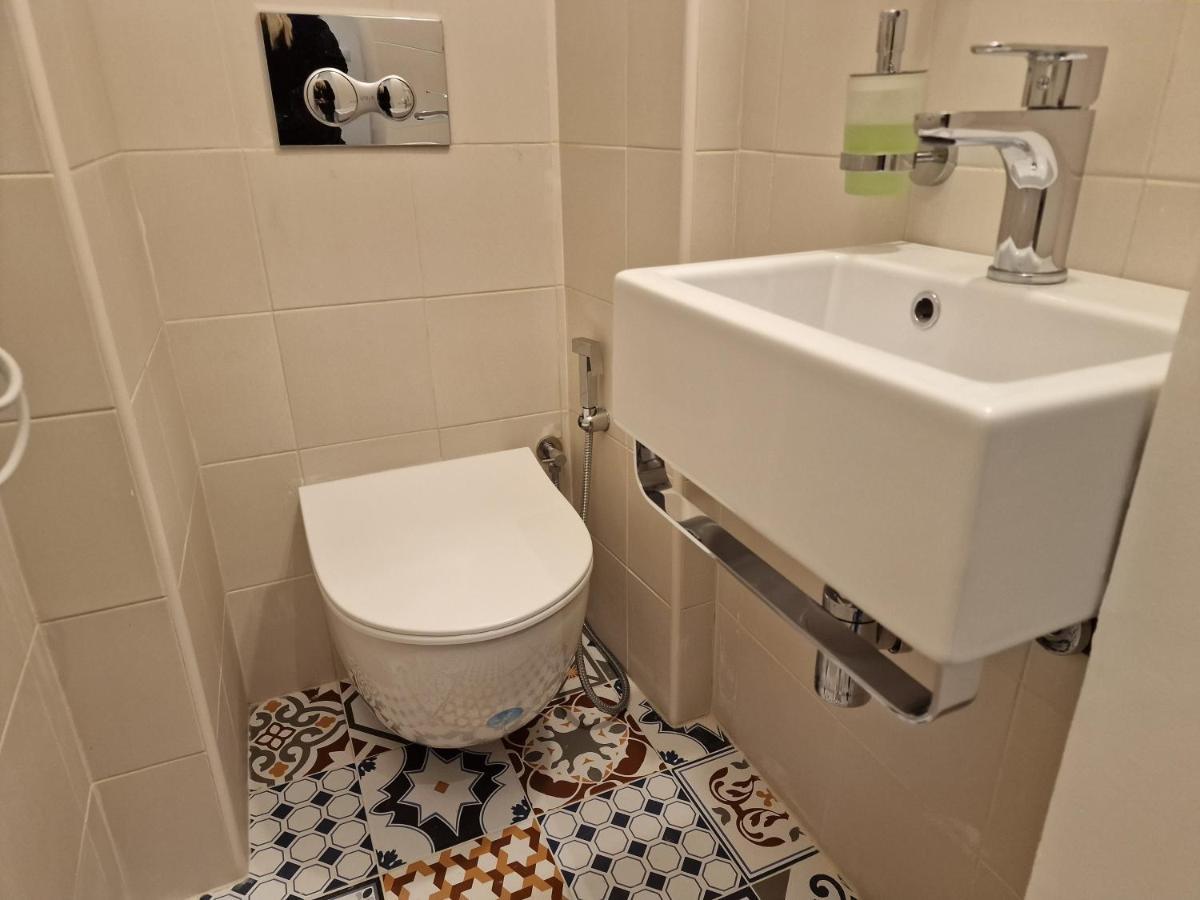 Case Di Paola Via Melo Appartamenti Bari Bagian luar foto